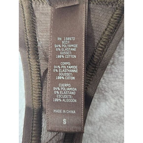 Skims string  panty Nwt - Picture 6 of 8